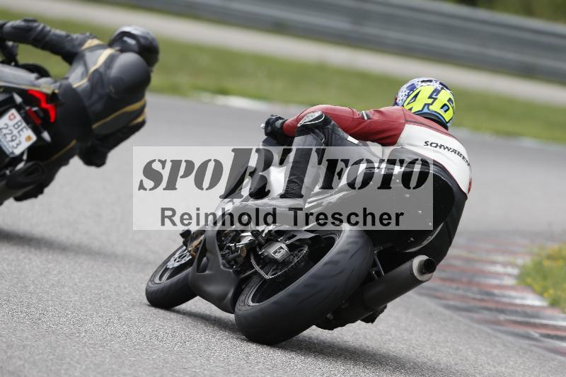 /37 28.07.2025 Dunlop Ride und Test Day ADR/Trackday Erfahren gelb Trackday schnell  rot/85
